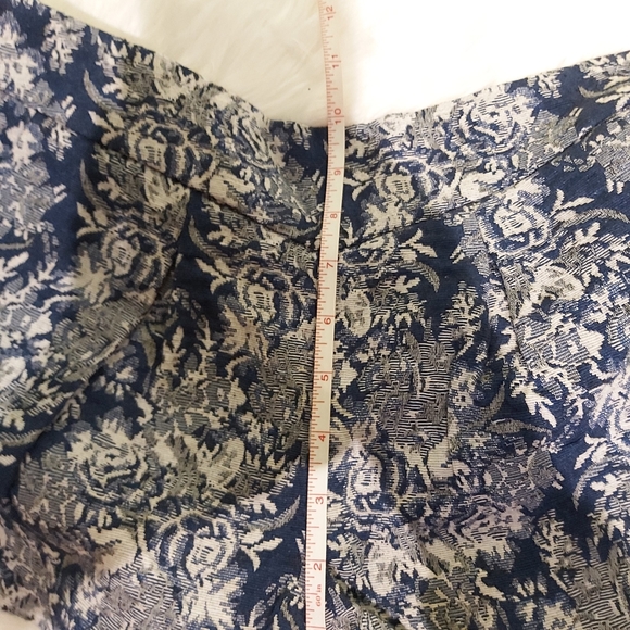 Floral OASAP upholstery fabric blue shorts - Picture 9 of 9